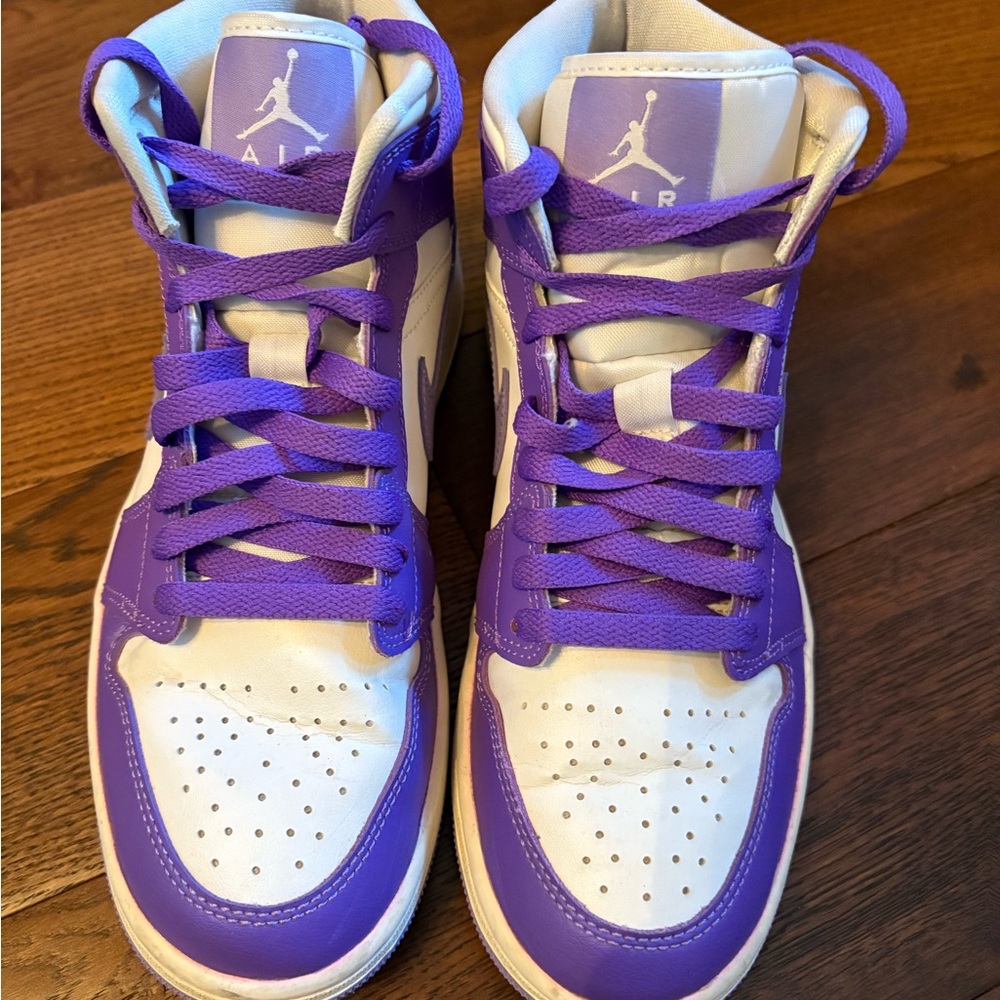 Nike Air Jordan Mid Action Grape Sneakers